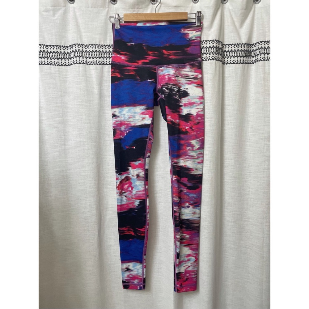 Multicolored Lulu Lemon leggings 🎨